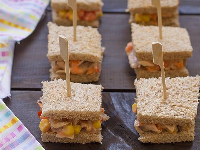 Mini sandwich de pollo